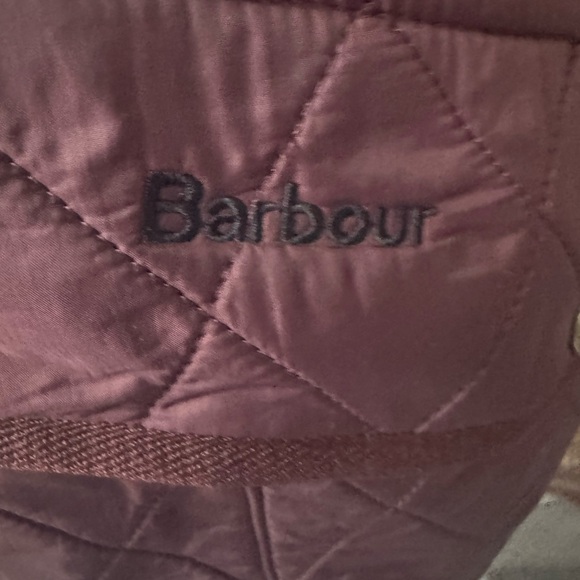 Barbour Quilted Burgundy Vest 6 - Picture 7 of 14